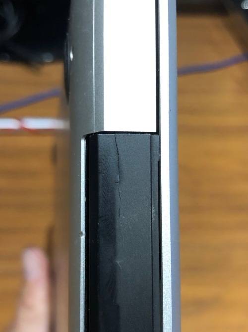 Macbook Pro Mid 2010, i7, 8gb Ram, Intel HD Graphics see photos please