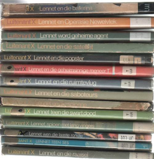 Volledige Stel Luitenant X (Lennet) reeks. Al die boeke is eerste uitgawes