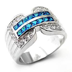 Sapphire CZ Cocktail Ring - Size 6 *VERY CHIC & FUNKY *