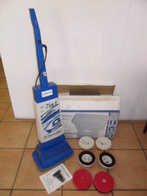 Electrolux 7 in 1 Carpet Cleaner