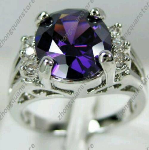 10 K White gold Amethyst Ring
