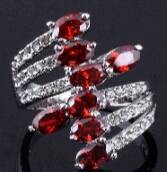 18 K White Gold Garnet Ring
