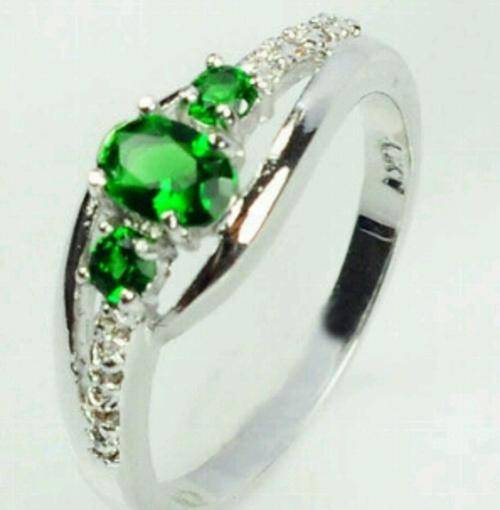 Cocctail Emerald Ring size 8