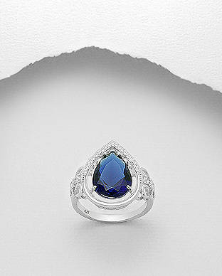Stunning solid sterling Blue Sapphire Ring size 9
