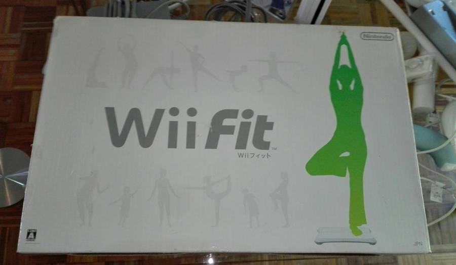 Huge WII Bundle 2x Consoles, Balance Board, 13 Games ect