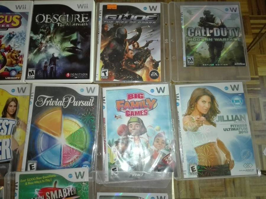 Huge WII Bundle 2x Consoles, Balance Board, 13 Games ect