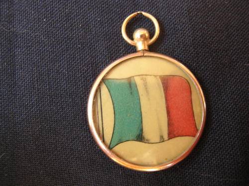 Vintage "Italian Flag" Gold pendant" W.N.L. 9 - .375 markings. Back Glass cracked /Broken. 28mm