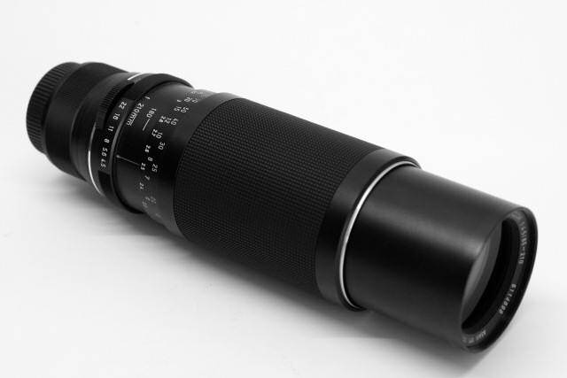 Asahi Super-Multi-Coated TAKUMAR-ZOOM 1:4/85~210