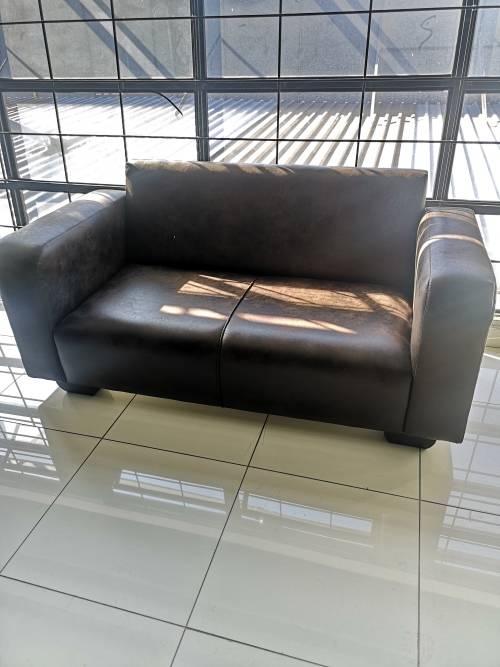 2 Seater solo couch