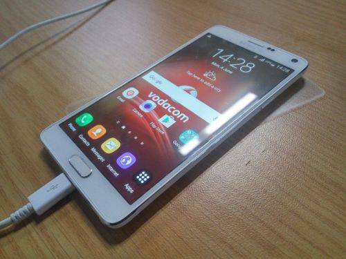 Samsung Note 4 - Mint condition