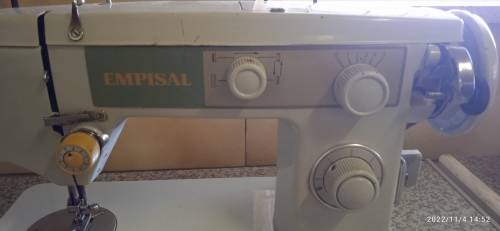 All metal Vintage Empisal Deluxe Sewing Machine