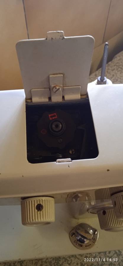 All metal Vintage Empisal Deluxe Sewing Machine