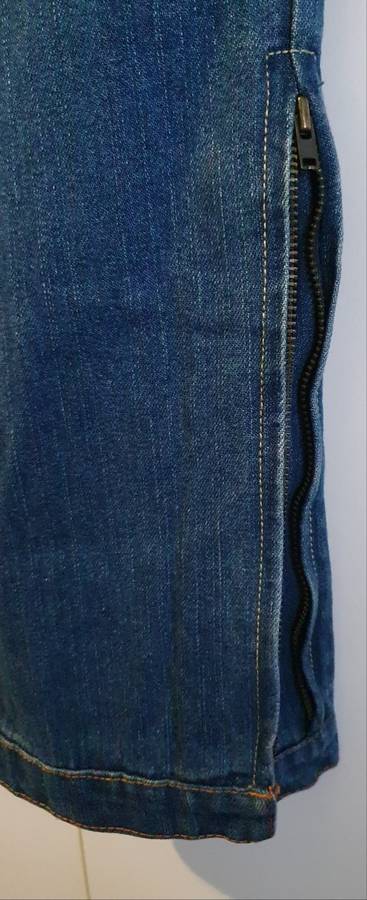 Volcom Branded Blue Ladies Jeans - Factory Clearance Size 30
