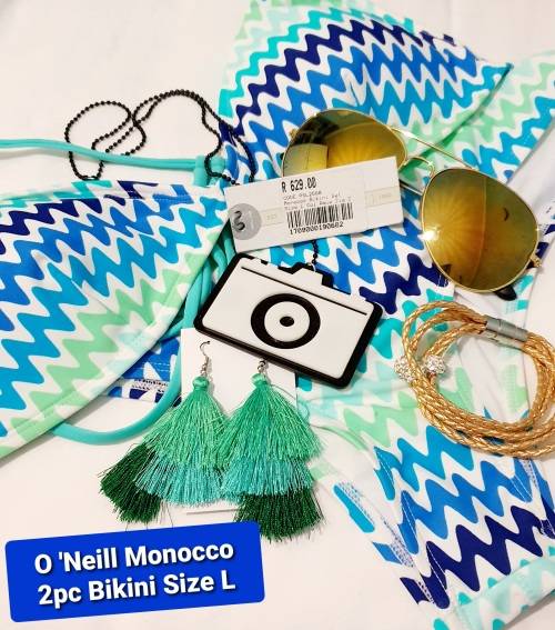 SWIMWEAR O `Neill Monacco  2pc Bikini Set and Accessories (Size L)
