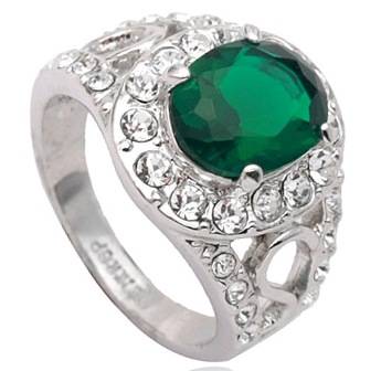 STUNNING PERIDOT DIAMOND RING ***SIZE 7