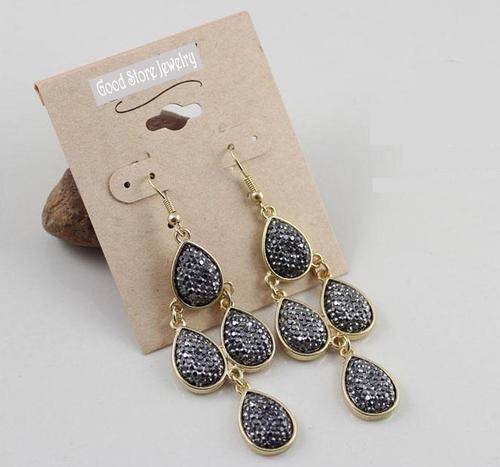 !!! NEW ARRIVAL!!! FASHIONABLE EARRINGS IN BLACK