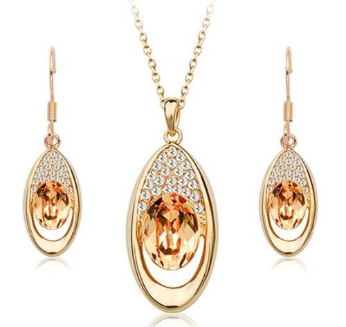DAZZLING CITRINE SWAROVSKI ACCESSORIES SET IN 18KGP