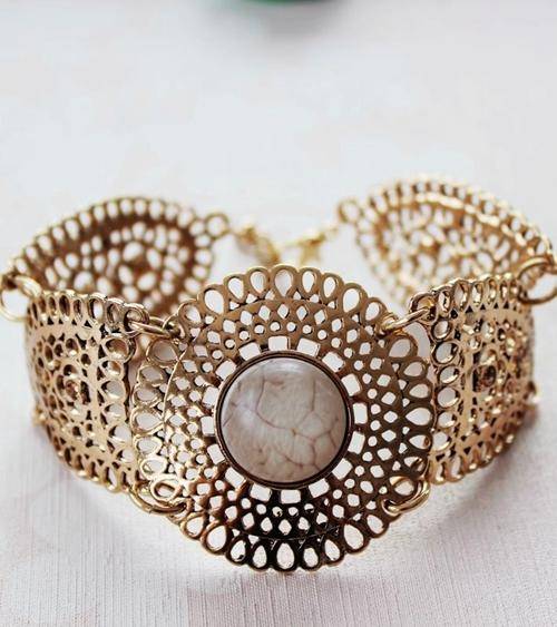 !!! NEW ARRIVAL!!!  FASHIONABLE BANGLE