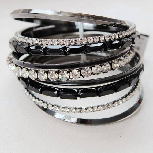 !!! NEW ARRIVAL!!!  FASHIONABLE BANGLE