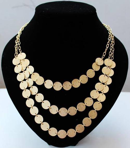 !!! NEW ARRIVAL!!! FASHIONABLE NECKLACE IN GOLD AND SILVER COLOR