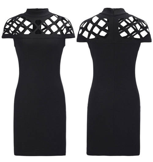 FASHIONABLE BLACK DRESS IN SIZE S