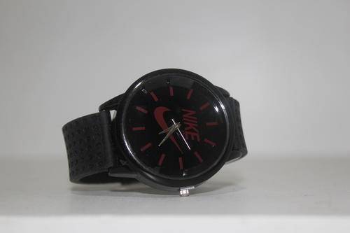 NIKE MENS WATCH
