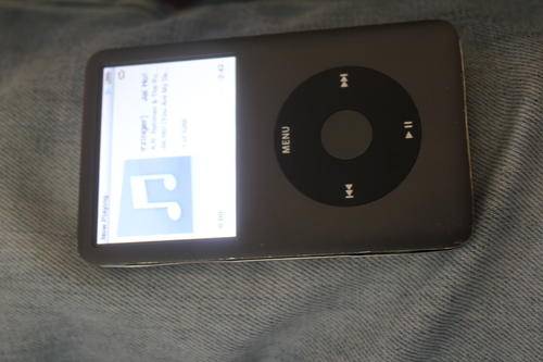 120gb ipod classic--pls. read--
