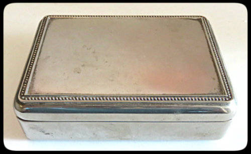Beautiful Jewelry Box - Silver Tone - 13.5cm x 9.5cm - Blue velvet inside