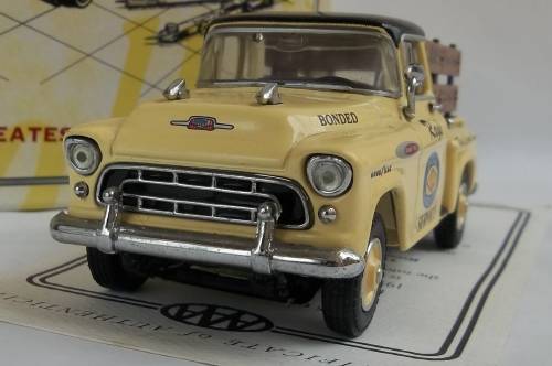 Matchbox Collectibles 1957 Chevy 3100 Bakkie BOXED 1:43 Scale Model Die Cast
