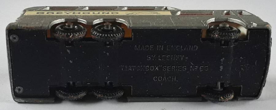 MATCHBOX Lesney 1-75 Series Regular Wheels #66 Greyhound Coach Made in England Die Cast Model