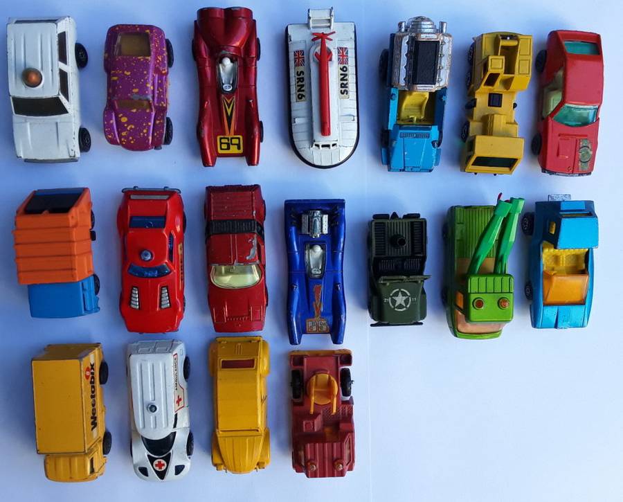 MATCHBOX & Corgi Juniors Lot of 18 ALL made in England Vintage Model Cars