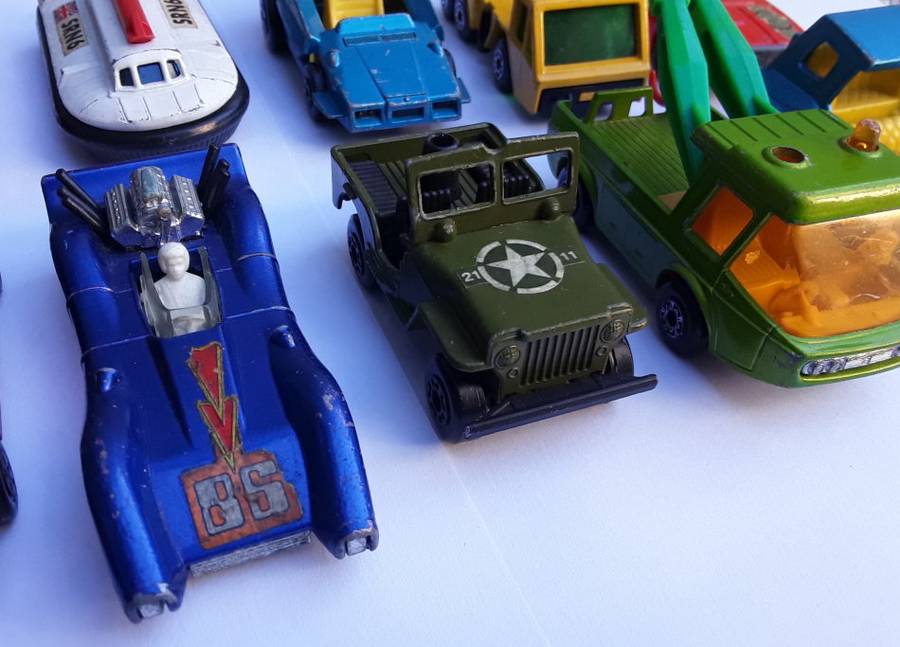 MATCHBOX & Corgi Juniors Lot of 18 ALL made in England Vintage Model Cars