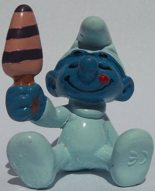 Baby Boy Smurf Ice Cream 1984 SMURFS - Peyo Schleich vintage collectable toy FIGURE
