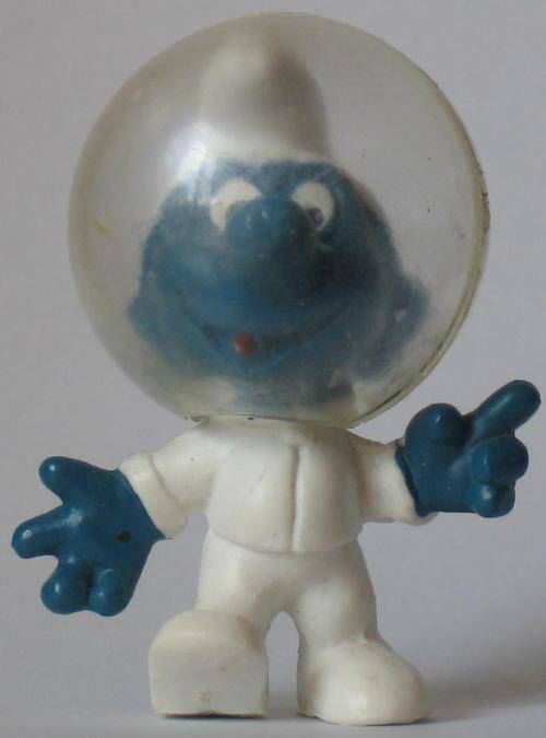 ASTRONAUGHT SMURF !!!! PEYO SCHLEICH 1965 Vintage early Smurf More On Auction