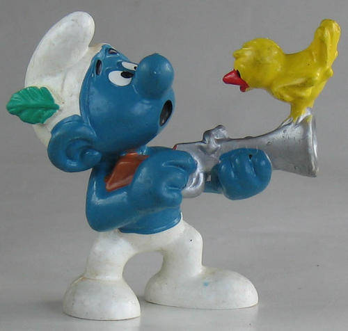HUNTING SMURF 1980's  -  Smurfs Peyo Schleich vintage collectable toy FIGURE