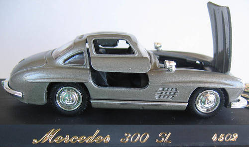 Solido Age D' Or Mercedes Benz 300 SL Gullwing - Boxed Made in France - Die Cast Model