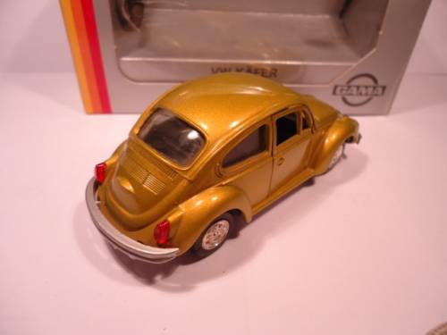 GAMA - # 1104 - VW Beetle 1302