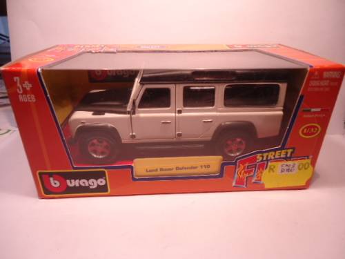Bburago - Land Rover Defender 110