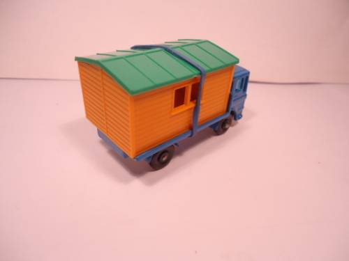 Matchbox Regular Wheels - # 60B - Leyland Truck with Site Office - BPW
