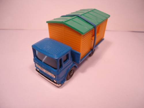 Matchbox Regular Wheels - # 60B - Leyland Truck with Site Office - BPW
