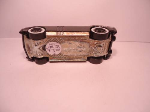 Hotwheels - # C2702- 2004 - The Gov`ners Car - 2004 1st Editions - 021 - made in China