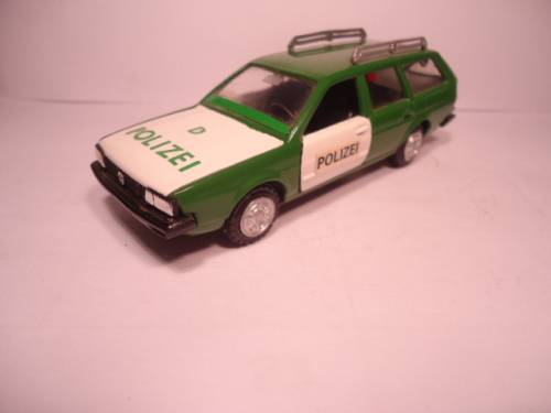 CONRAD  - # 1011 - VW Passat Variant GLS - Polizei