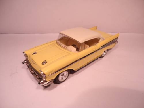 Road Legend - Chevrolet Hard Top - 1957