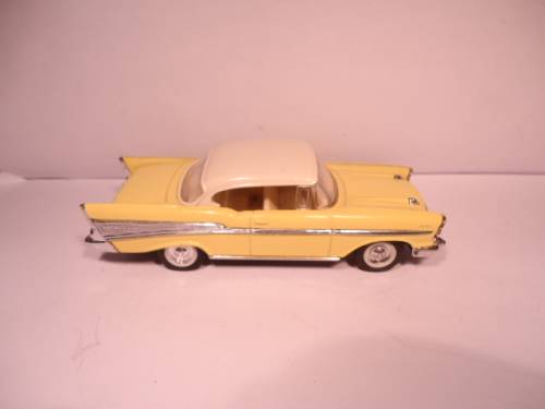 Road Legend - Chevrolet Hard Top - 1957