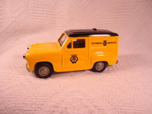 Lledo - Days Gone - Austin A35 Van - AA Technical services