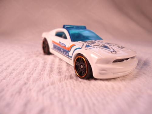 Hotwheels - Mustang GT Concept #64 - Sheriff - Malaysia - # C2709