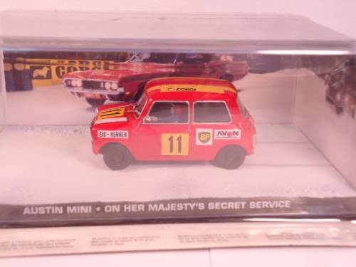 James Bond 007 - Austin Mini with figurine - #11 - On Her Majesty`s Secret Service