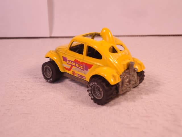 Hotwheels - 1983 Volkswagen Beetle - Baja Bug - Real Riders - Grey hubs