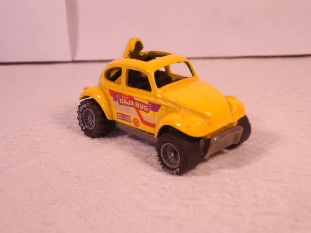 Hotwheels - 1983 Volkswagen Beetle - Baja Bug - Real Riders - Grey hubs