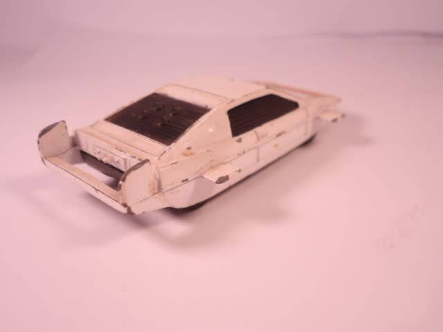Corgi - 007 Lotus Esprit #60